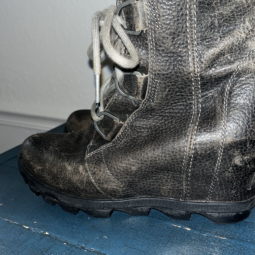 Sorel Joan of Arc Wedge II Boots Quarry Size 8.5 - Picture 12 of 12